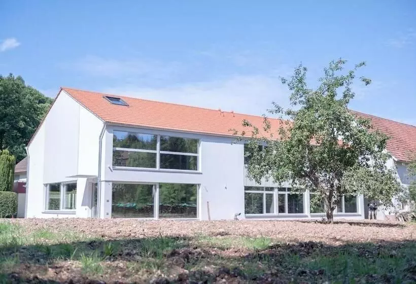 Aamiaismajoitus (B&B) Haaus