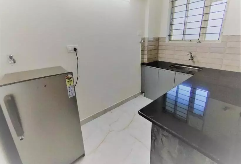 Hotelli Adyar Plaza Inn By Rak Rooms, Mangaluru