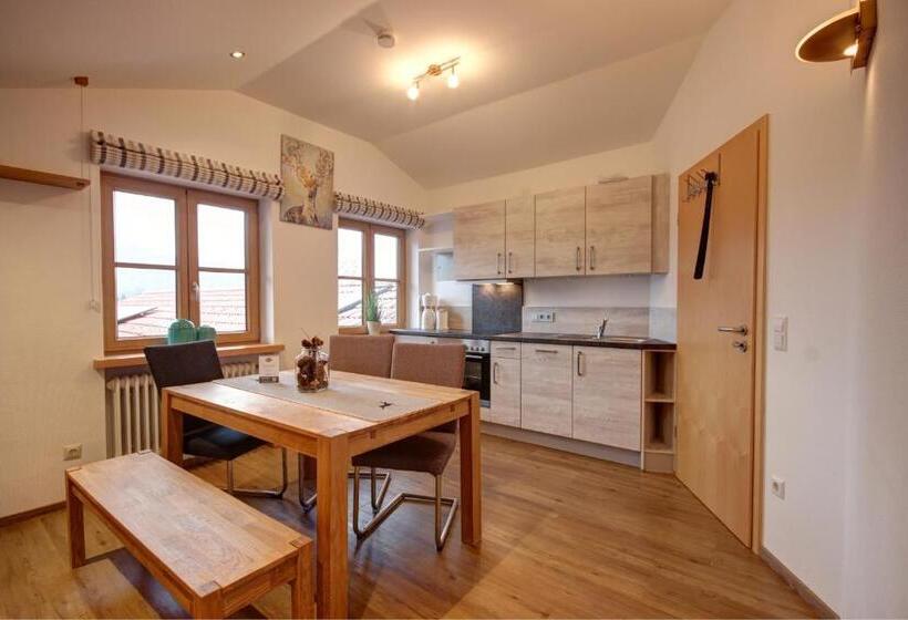 Otel Gasthof Metzgerei Hirschbichler Chiemgau Karte