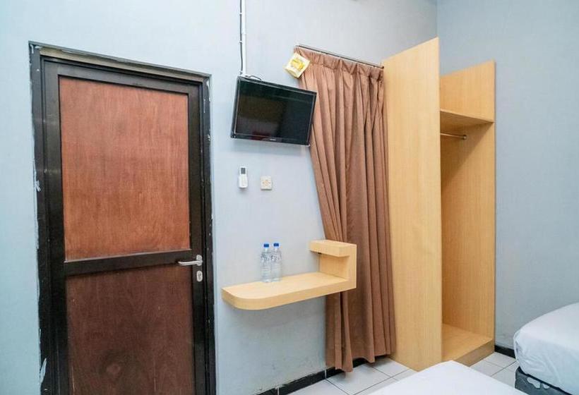 فندق Koolkost Near Jalan Adi Sucipto Solo