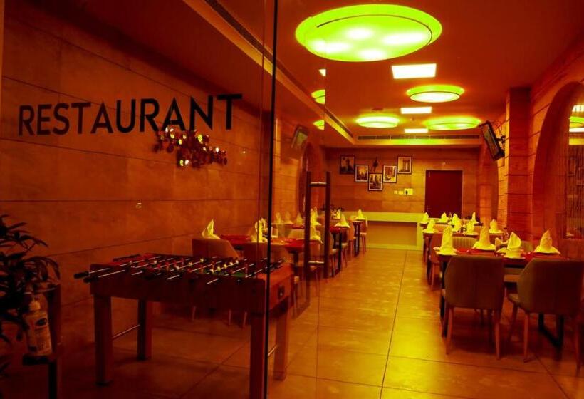 فندق New York Square