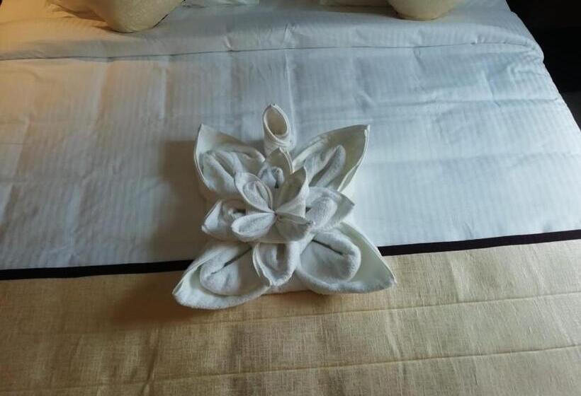 فندق New York Square