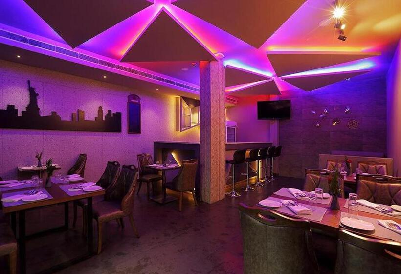 فندق New York Square