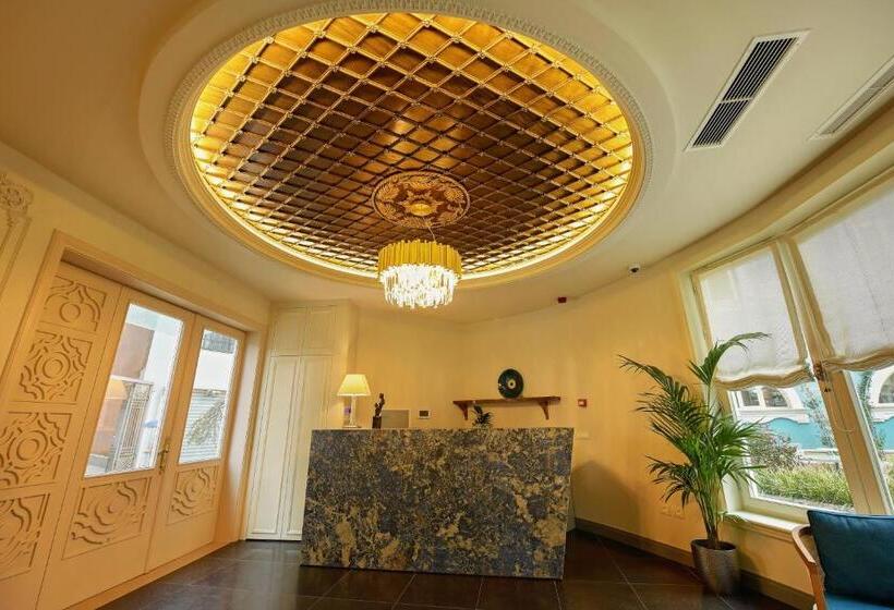 فندق çoçja Boutique