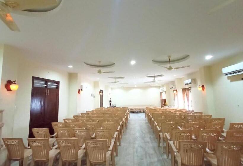 Hotel Sgs Lodgings International