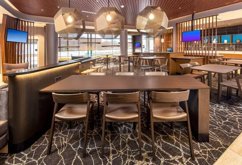 ホテル Springhill Suites By Marriott Frederick