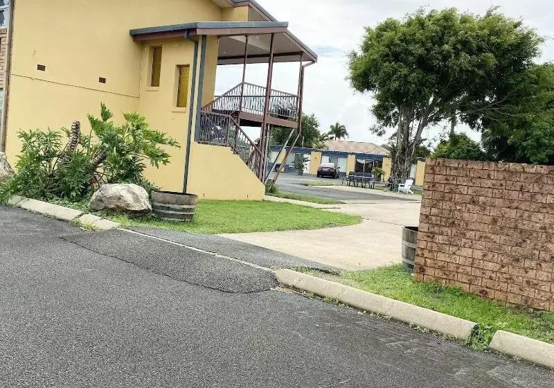 Motelli Proserpine Motor Lodge