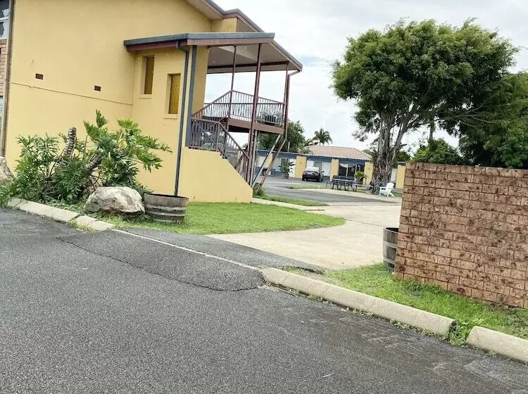 Motelli Proserpine Motor Lodge