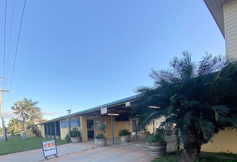 Мотель Proserpine Motor Lodge