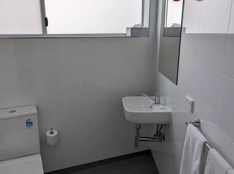 Motelli Proserpine Motor Lodge