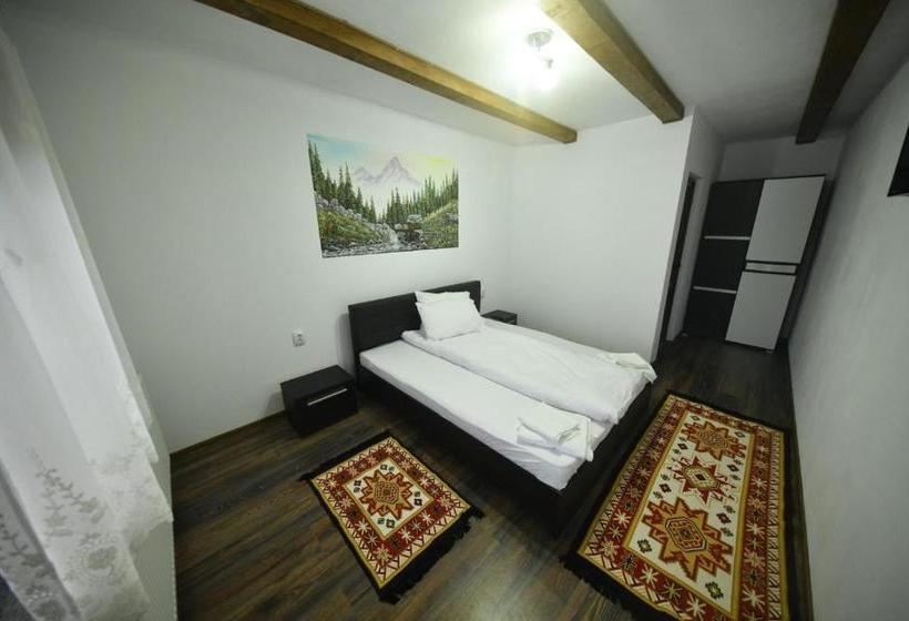 Pensiune Conacul Cosăului