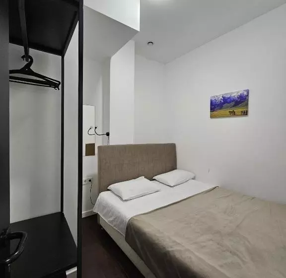 Sulu Hostel