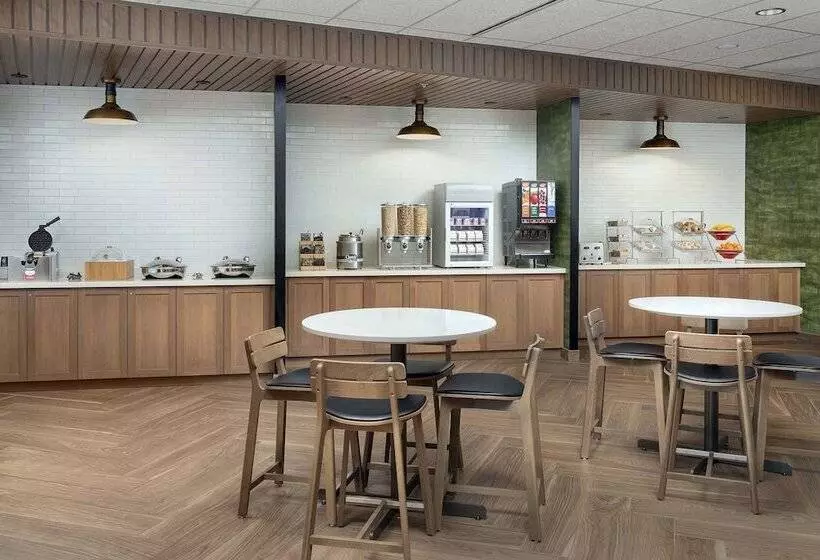 Hotelli Fairfield Inn & Suites By Marriott Santa Rosa Rohnert Park