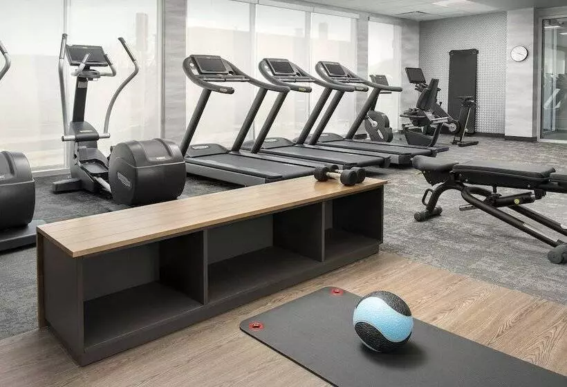 Hotelli Fairfield Inn & Suites By Marriott Santa Rosa Rohnert Park