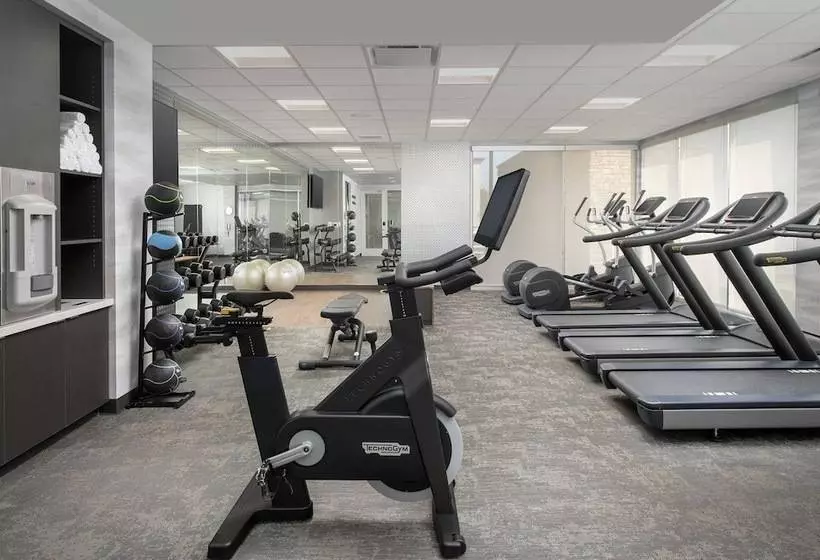 Hotelli Fairfield Inn & Suites By Marriott Santa Rosa Rohnert Park