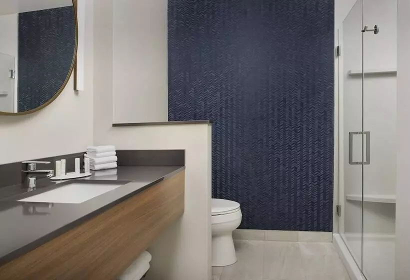 Hotelli Fairfield Inn & Suites By Marriott Santa Rosa Rohnert Park