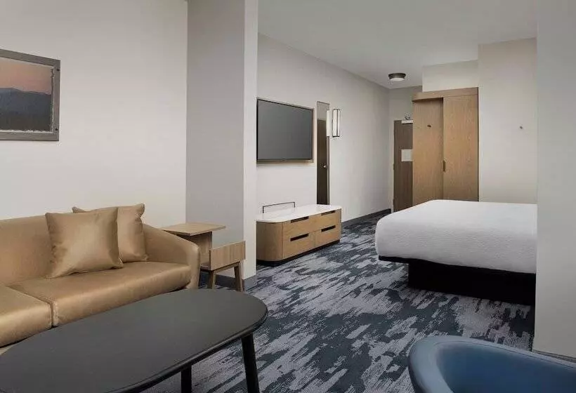 Hotelli Fairfield Inn & Suites By Marriott Santa Rosa Rohnert Park