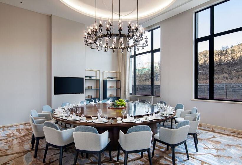 호텔 Holiday Inn Chengde Park View, An Ihg