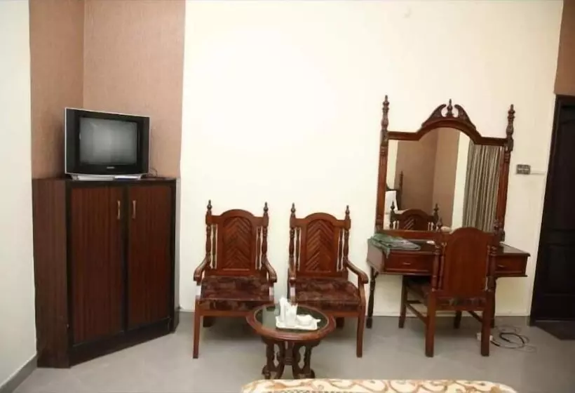 هتل Or Odyssey Residence