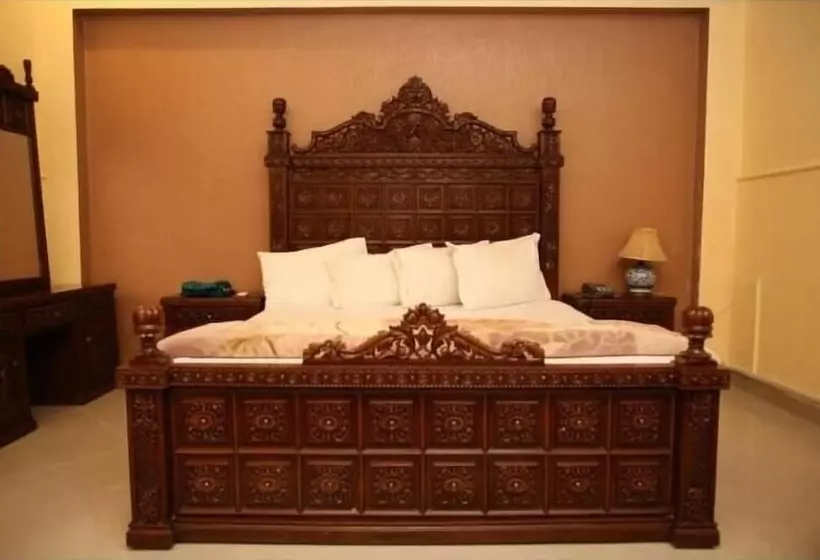 هتل Or Odyssey Residence