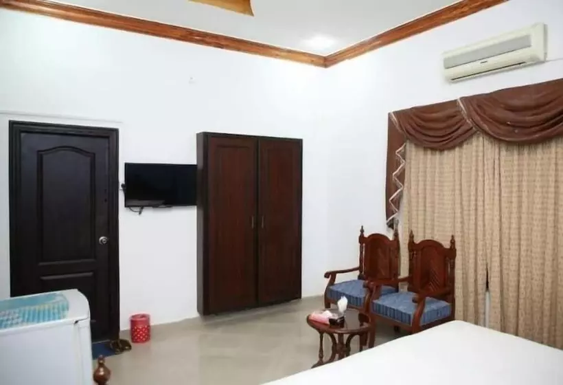 هتل Or Odyssey Residence