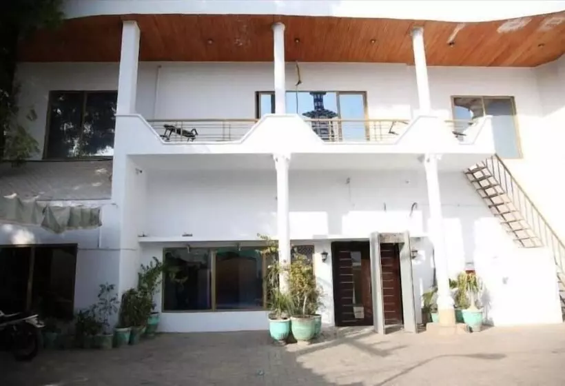 هتل Or Odyssey Residence