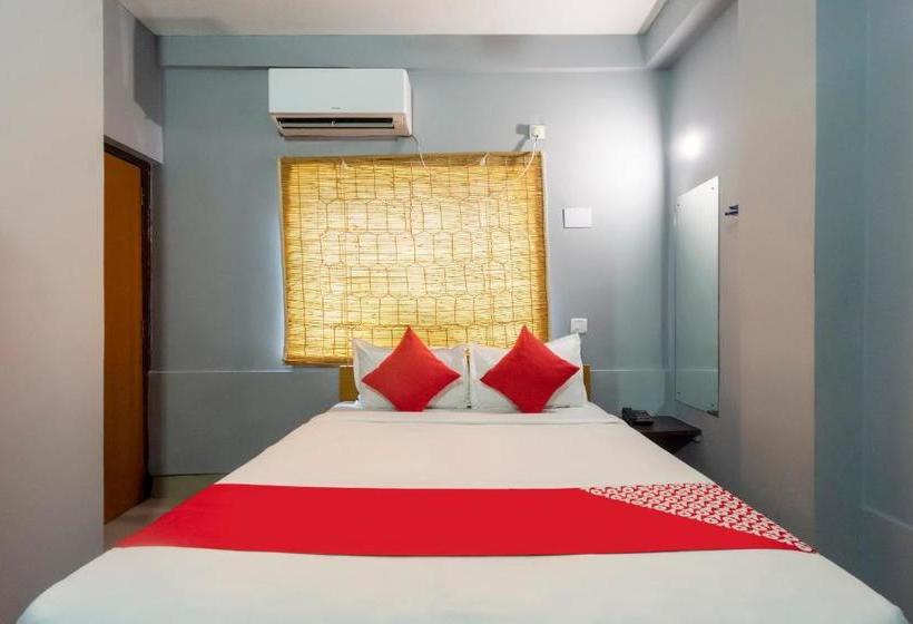 Hotel Oyo 77675 Arv S