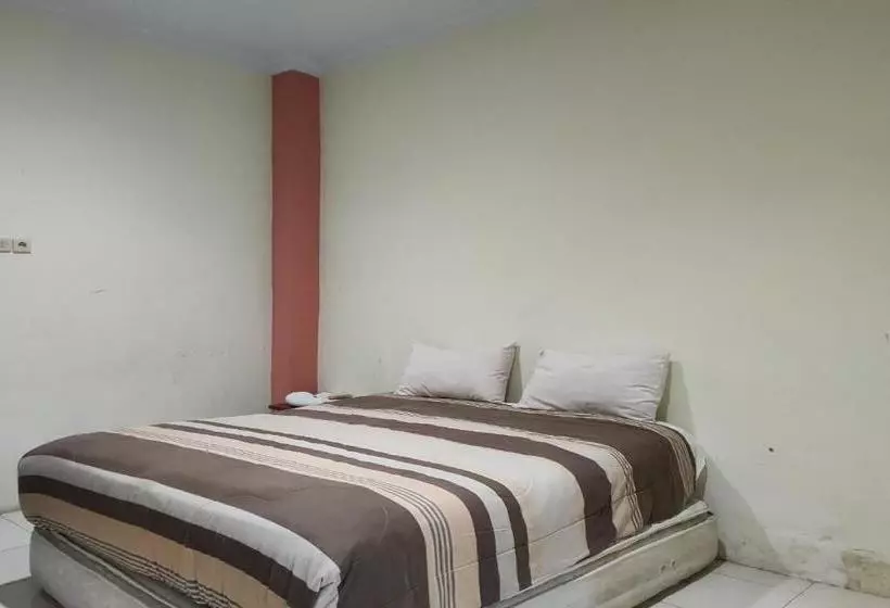 ホテル Oyo 90207 Danty Guest House