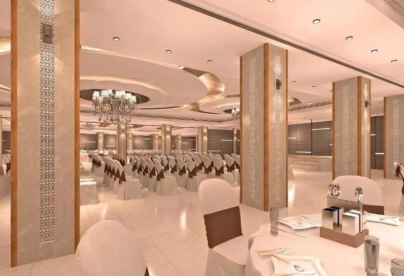 Hotelli Palm Pacific