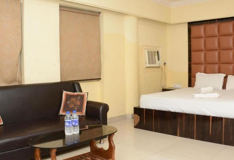 호텔 Plaza Kolkata By Wb S