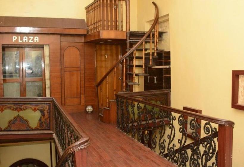 Отель Plaza Kolkata By Wb S