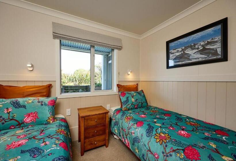 Kakatu Retreat Bed & Breakfast