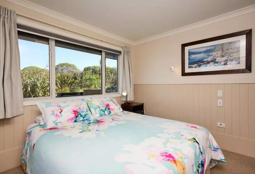 Kakatu Retreat Bed & Breakfast