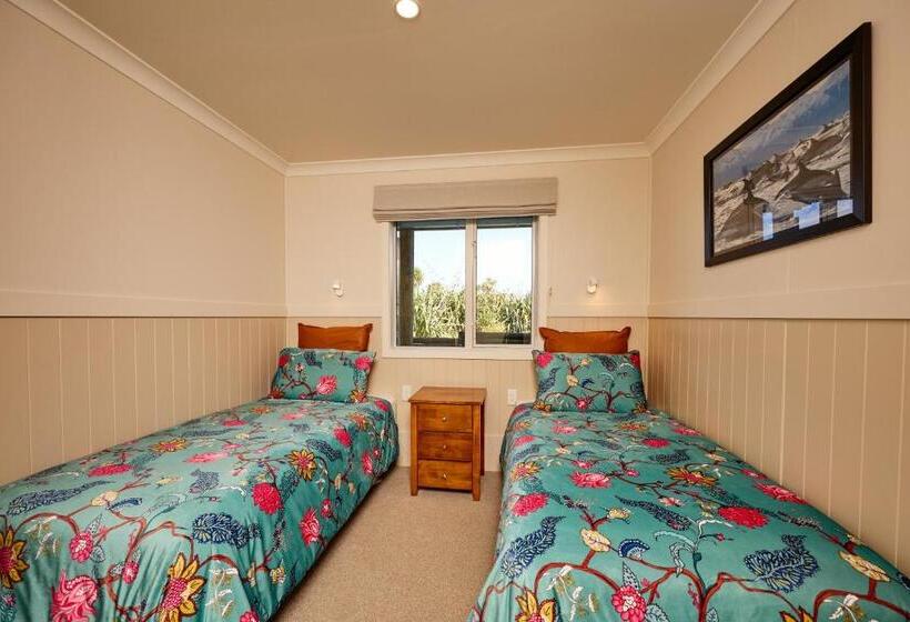 Kakatu Retreat Bed & Breakfast