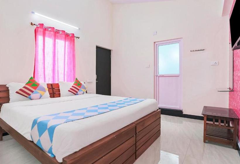 פנסיון Oyo 77660 Tharavad Dream Home