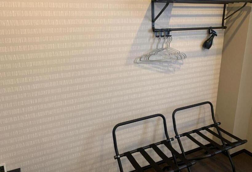 פנסיון Samurise 81inn