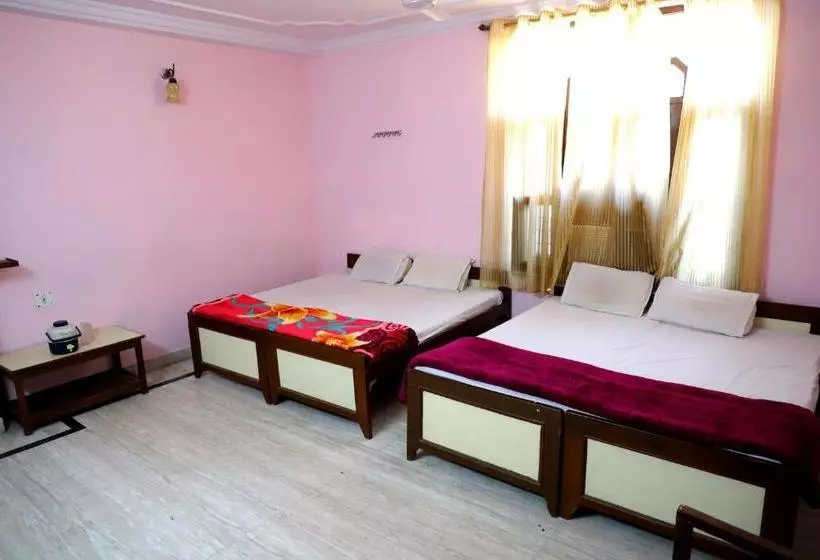 ペンション Shri Shri Radha Shyam Palace Guest House