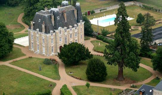 مبيت وإفطار Château De Montbraye