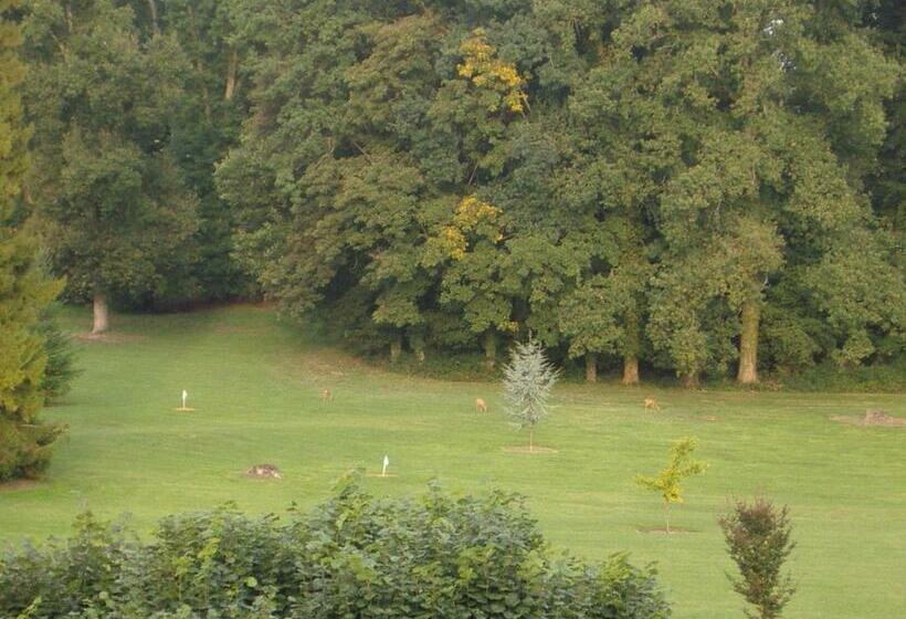 مبيت وإفطار Château De Montbraye