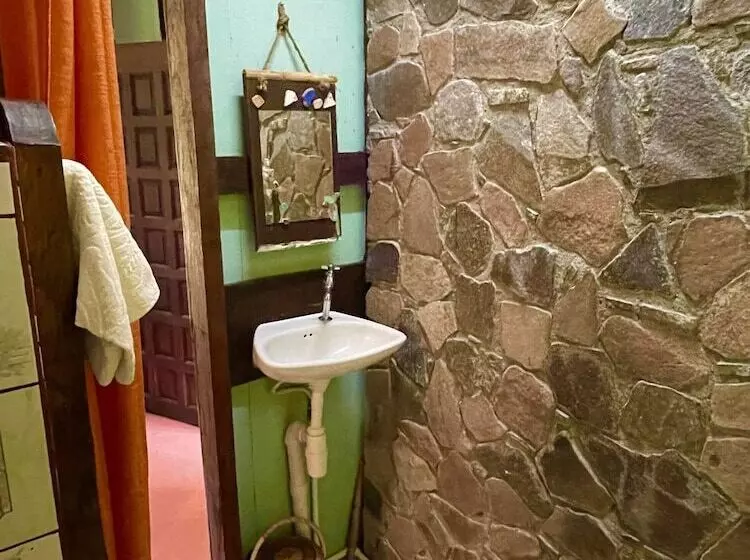 تختخواب و صبحانه Cocoa Cottage