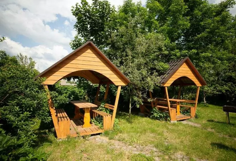 Aamiaismajoitus (B&B) Sadyba U Gansa