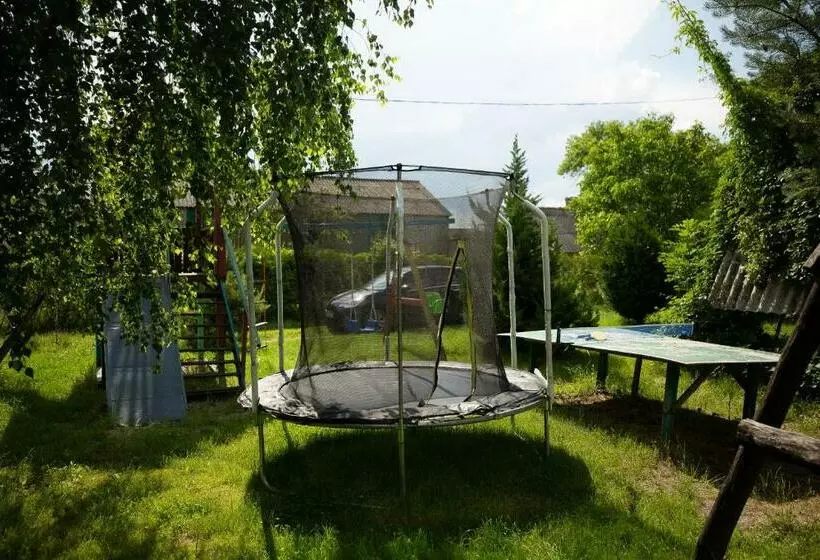 Aamiaismajoitus (B&B) Sadyba U Gansa