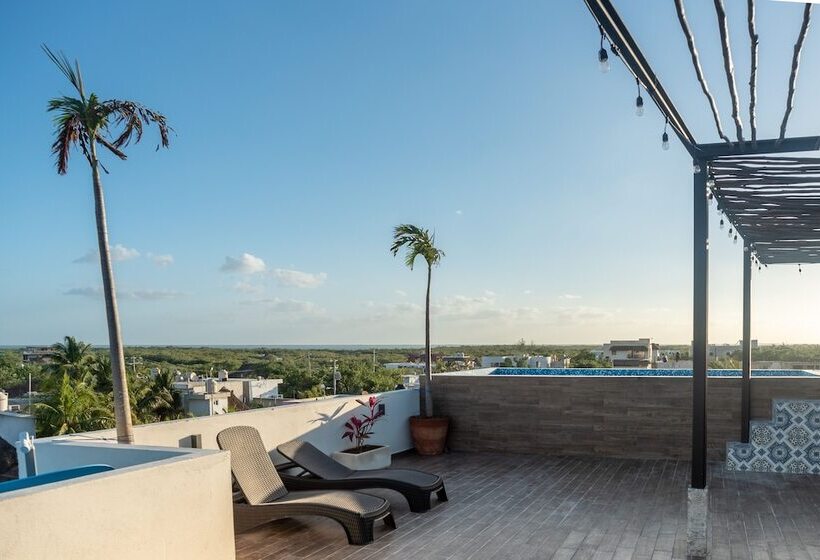 هتل Mayari Holbox