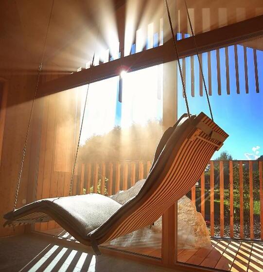 فندق Neusacherhof