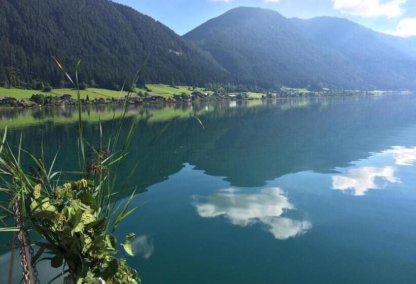 فندق Neusacherhof