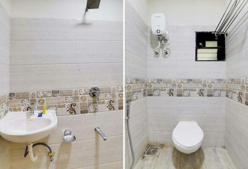 호텔 Oyo Vad159  Rose Inn