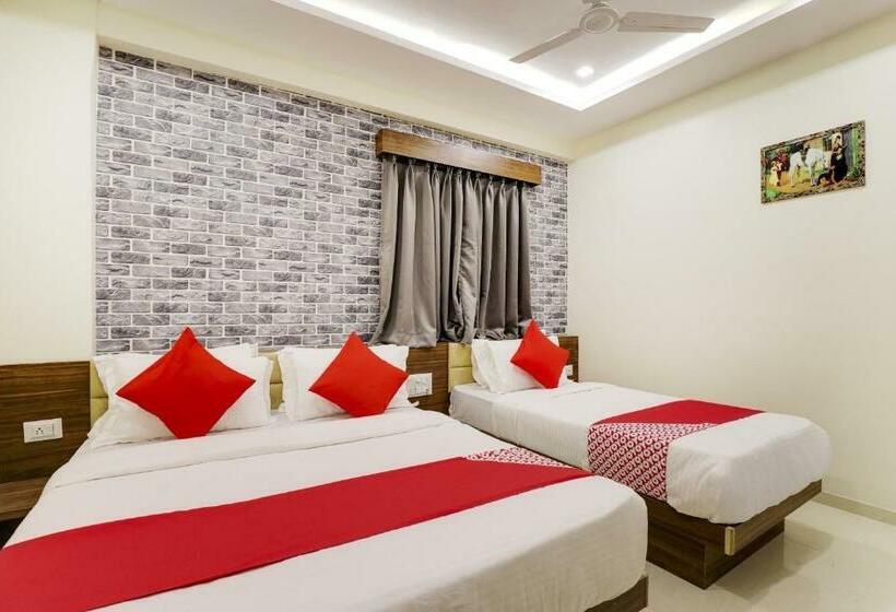 호텔 Oyo Vad159  Rose Inn