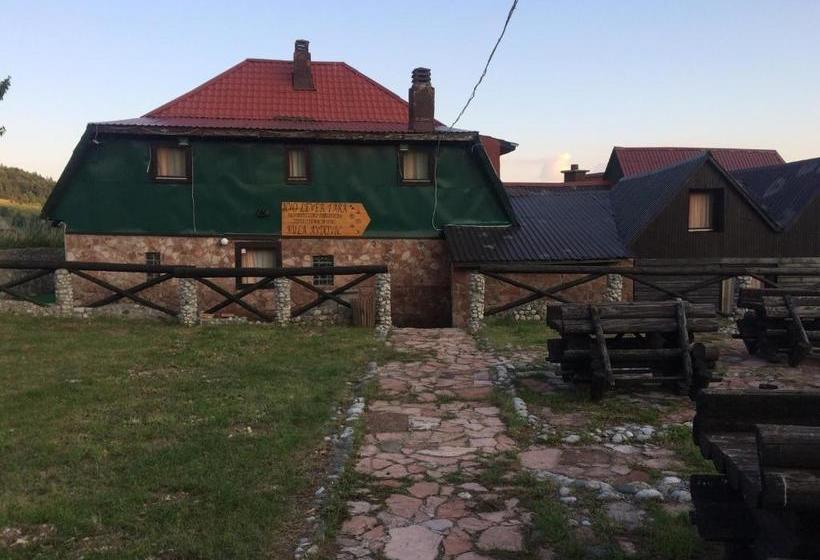 پانسیون Planinarski Dom Kula Avdović