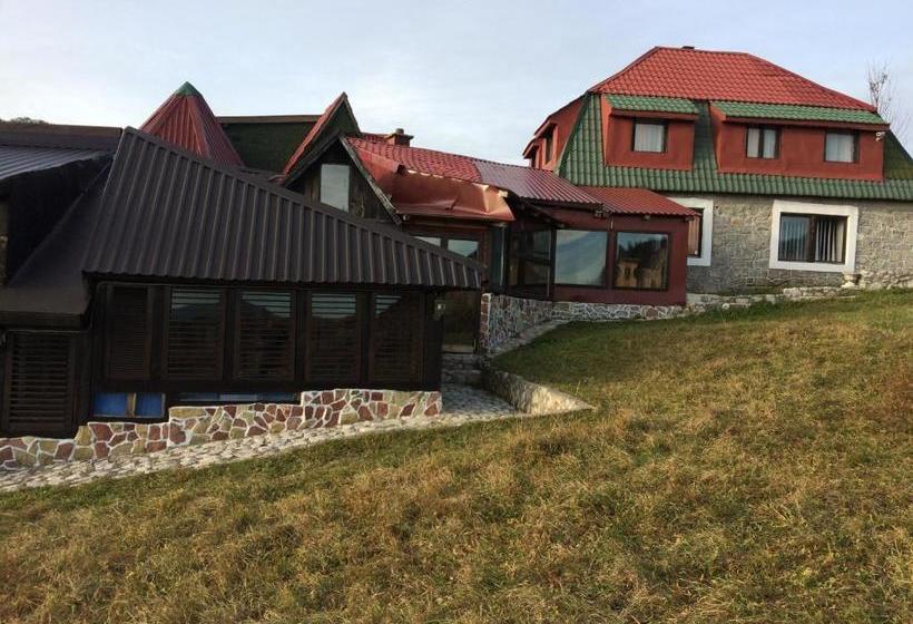 پانسیون Planinarski Dom Kula Avdović