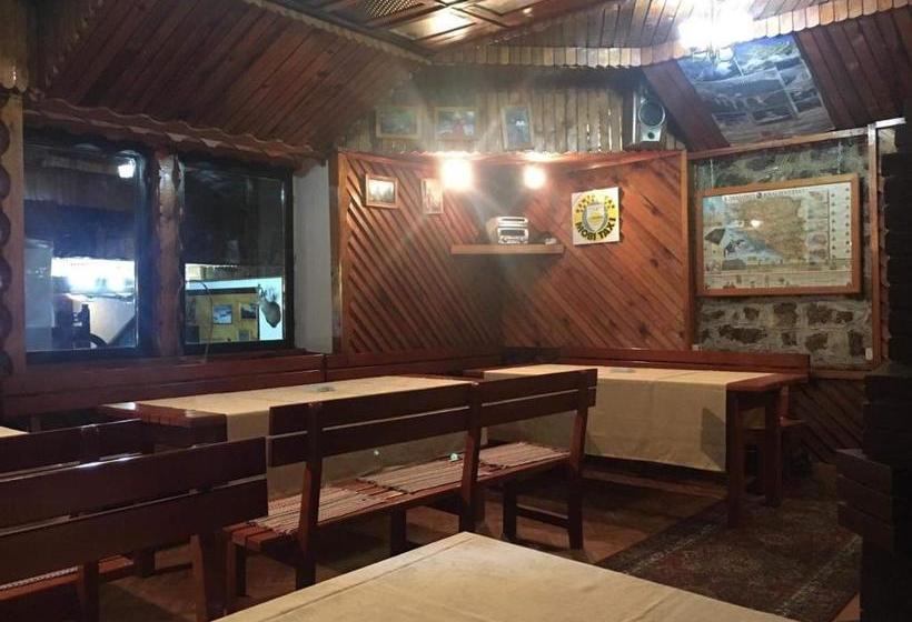 پانسیون Planinarski Dom Kula Avdović